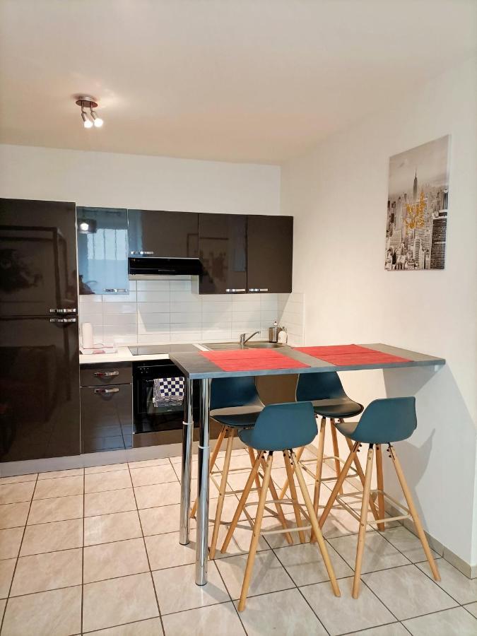 Charmant Studio Proximite Centre-Ville Et Gare Châlons-en-Champagne Kültér fotó